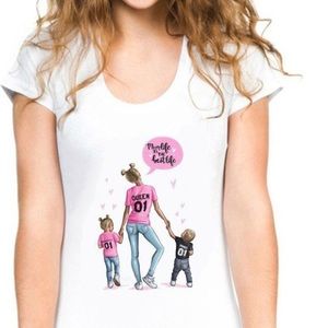 “Mommy’s life” white tshirt